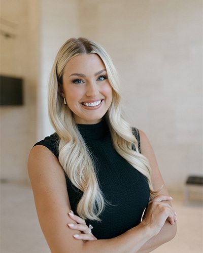 Lincoln, NE dentist Erika Houwman DDS